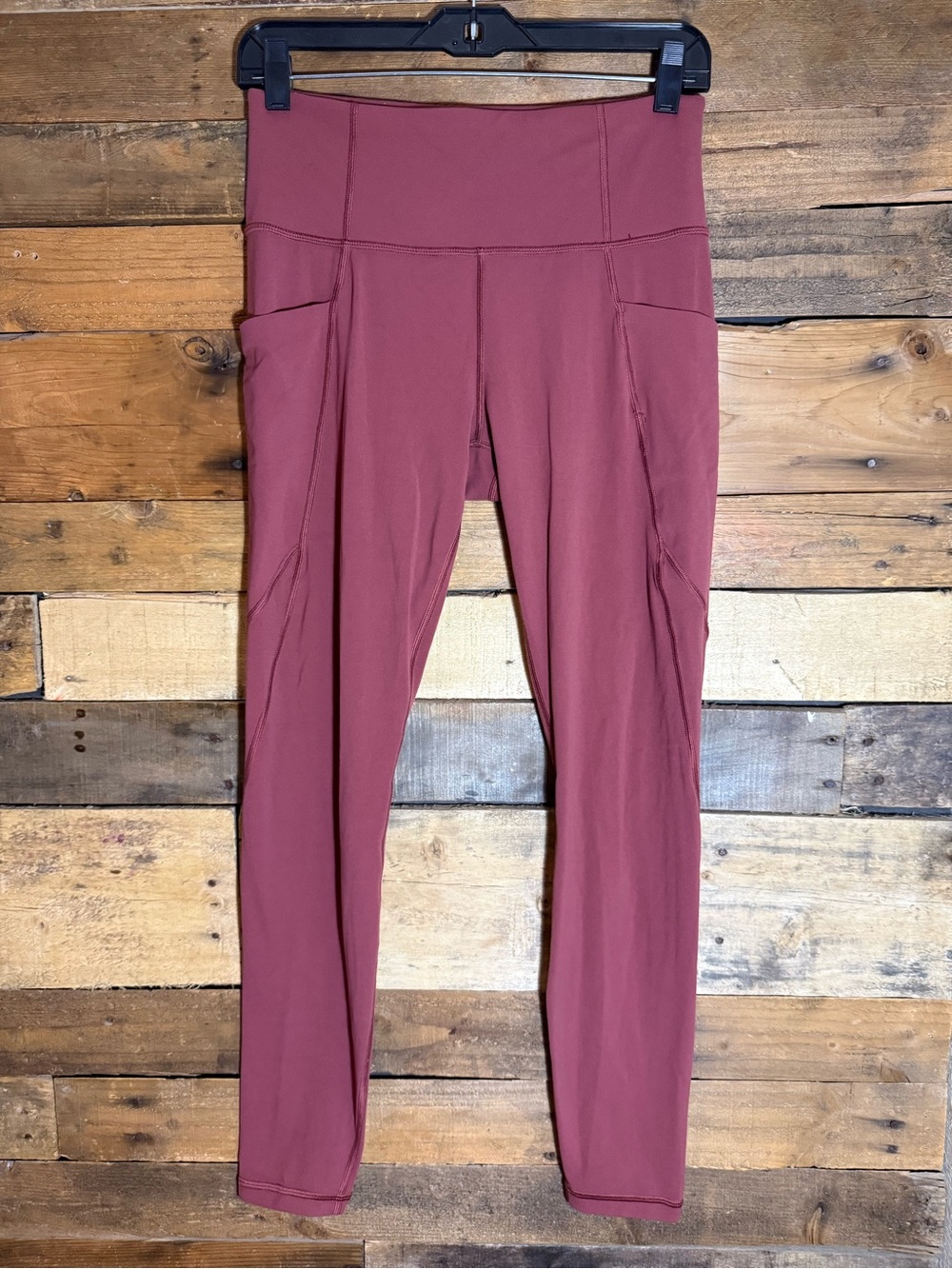 ATHLETA STASH POCKET SALUTATION‎ TIGHT Mauve Color Medium